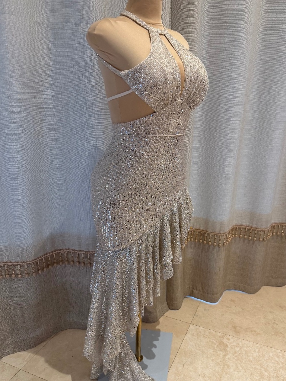 NWT Ieena for Mac Duggal Nude Sequin Halter Cutout Ruffle Asymmetric Dress Sz 8